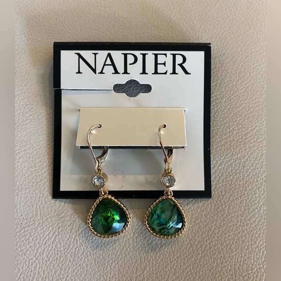 NWT Napier Emerald Green Hoop Drop Earrings - Picture 5 of 7